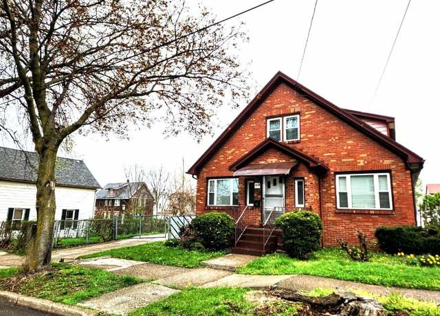 Property at 2619 Brandes St, Erie, PA 16504, 4 beds, 2 baths