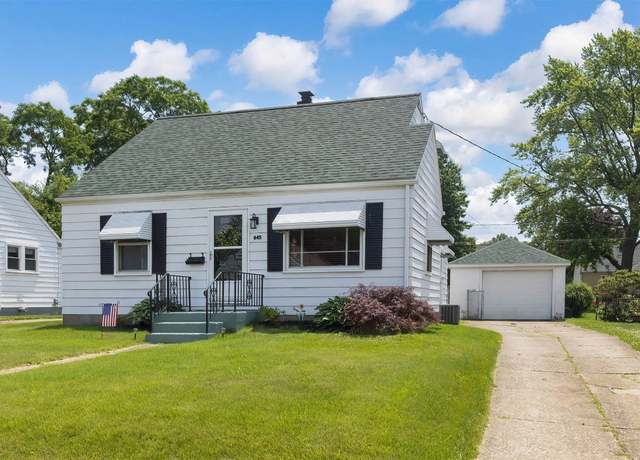 Property at 645 E 34th St, Erie, PA 16504, 3 beds, 2 baths