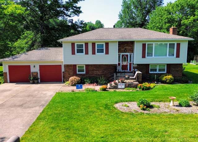 Property at 3156 W 53rd St, Erie, PA 16506, 3 beds, 2 baths