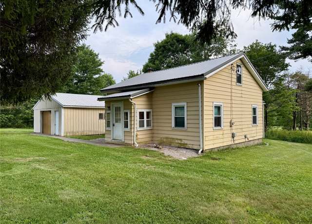 Property at 12990 Kline Rd, Edinboro, PA 16412, 3 beds, 1 bath