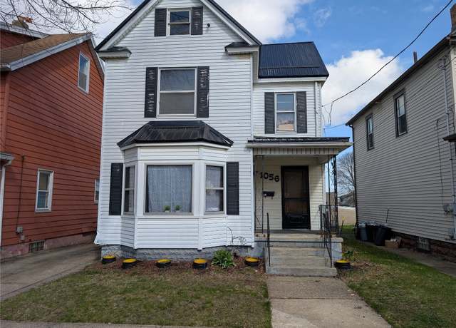 Property at 1056 W 21 St, Erie, PA 16502, 4 beds, 1 bath