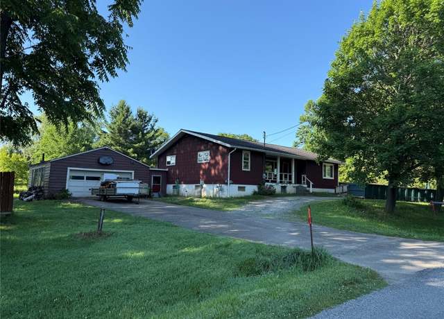 Property at 2171 Hillborn Rd, Erie, PA 16509, 3 beds, 1 bath