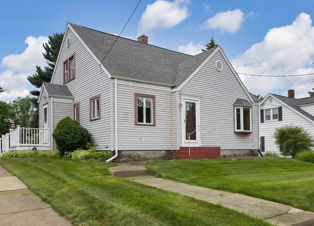 Property at 3102 Ellsworth Ave, Erie, PA 16508, 4 beds, 2 baths