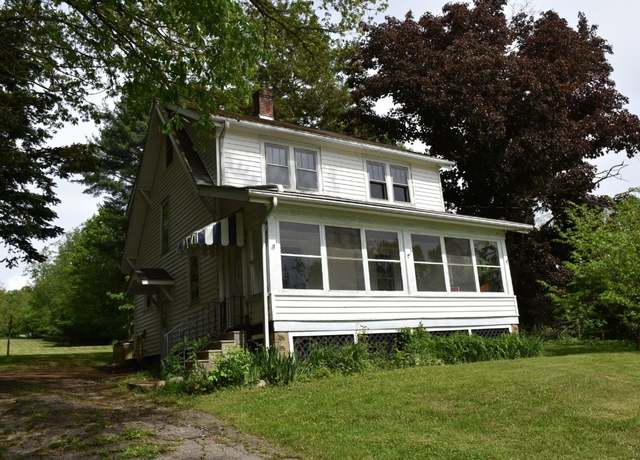 Property at 9954 Liberty Ext, Meadville, PA 16335, 4 beds, 2 baths