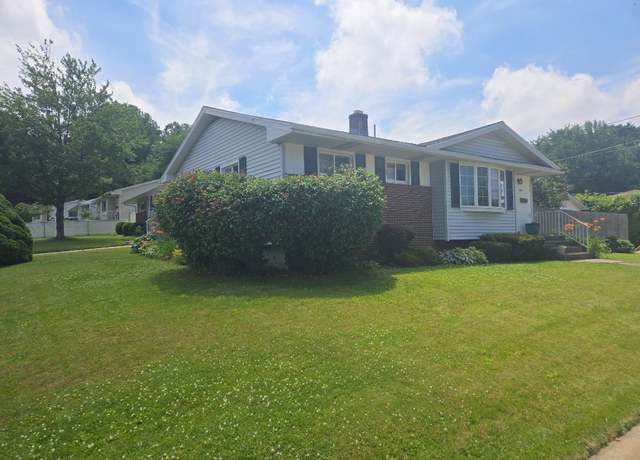 Property at 1363 W 44th St, Erie, PA 16509, 3 beds, 1.5 baths