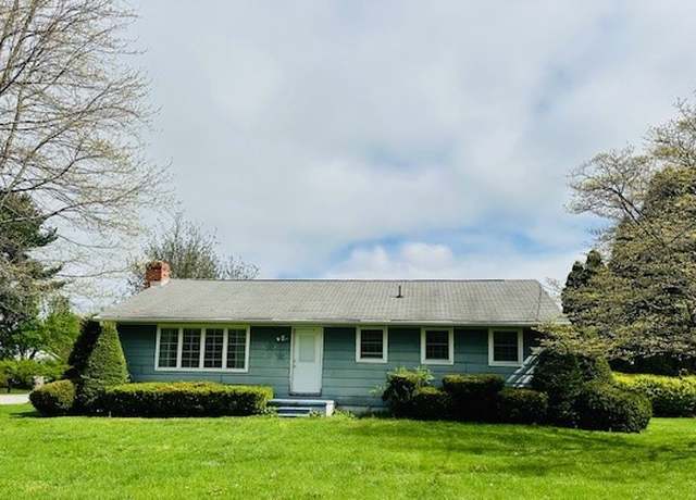 Property at 7690 Maple St, Fairview, PA 16415, 3 beds, 1 bath