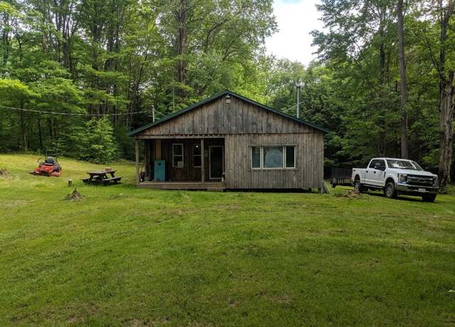 Property at 322 Conklin Ln, Spring Creek, PA 16436, 1 bed, 1 bath