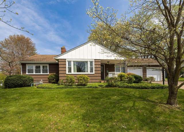 Property at 3805 Myrtle St, Erie, PA 16508, 3 beds, 1.5 baths