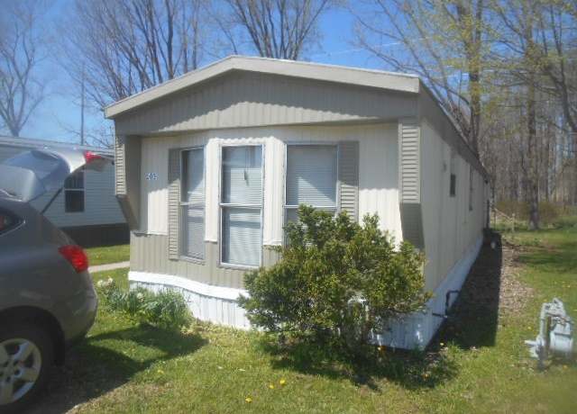 Property at 5005 Zuck Rd #103, Erie, PA 16506, 2 beds, 1 bath