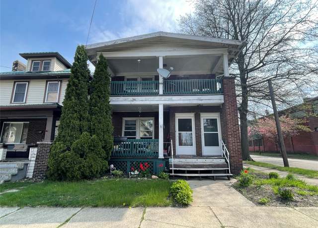 Property at 1027 Washington Pl, Erie, PA 16502, 4 beds, 2 baths