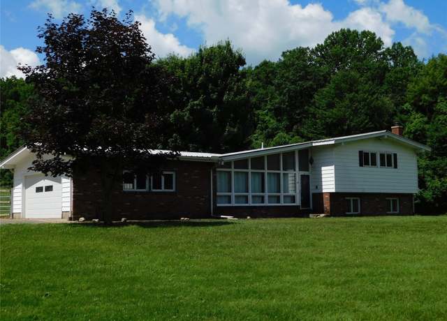 Property at 9541 US Hwy 6 Hwy, Conneaut Lake, PA 16316, 4 beds, 3 baths