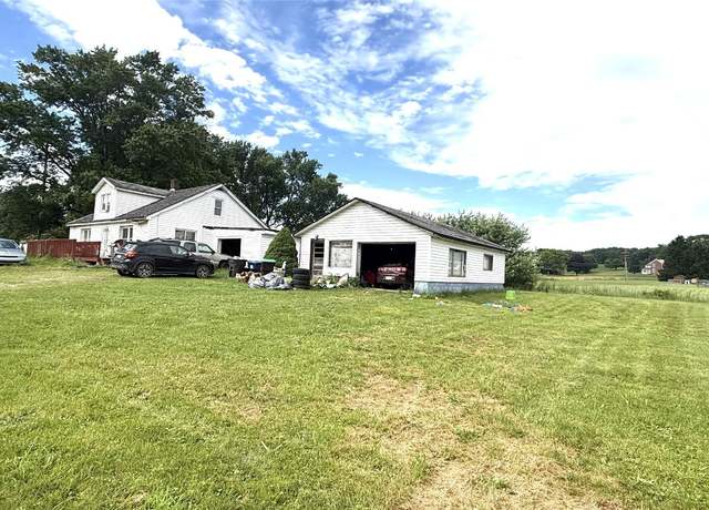 Property at 215 S Franklin St, Cochranton, PA 16314, 2 beds, 1 bath