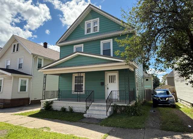 Property at 2662 Cherry St, Erie, PA 16508, 4 beds, 1 bath
