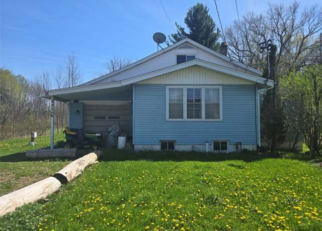 Property at 9400 Wattsburg Rd, Erie, PA 16509, 4 beds, 1 bath