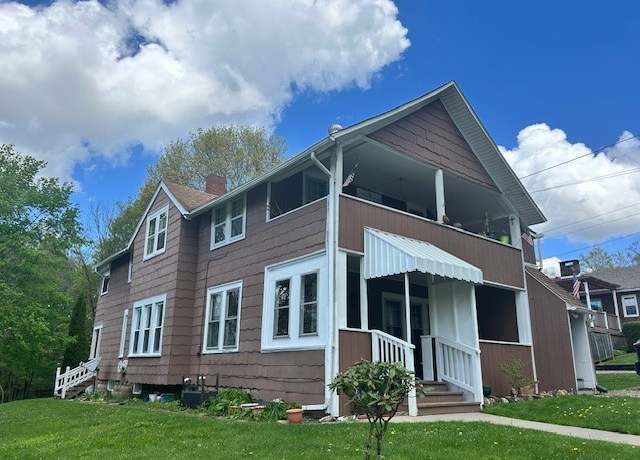 Property at 722 N Morgan St, Meadville, PA 16335, 4 beds, 2 baths