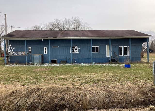 Property at 11090 Moss Grove Rd, Titusville, PA 16354, 5 beds, 2 baths