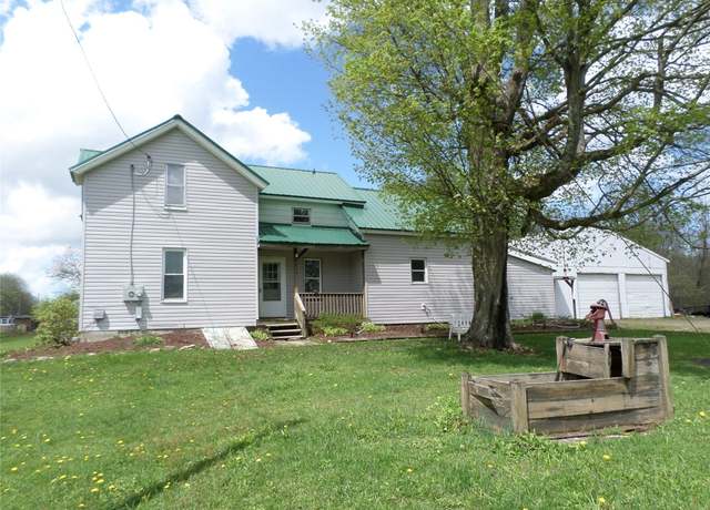 Property at 5328 Knoyle Rd, Erie, PA 16510, 4 beds, 1.5 baths