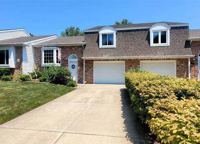 Property at 3227 Georgian Ct, Erie, PA 16506, 2 beds, 2.5 baths