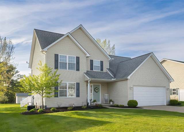Property at 8700 Oriole Dr, Summit, PA 16509, 4 beds, 3 baths