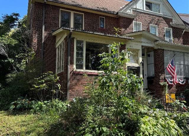 Property at 811 Napier Ave, Erie, PA 16511, 3 beds, 1 bath