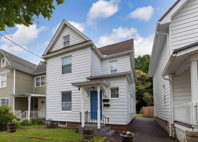 Property at 329 E 27th St, Erie, PA 16504, 5 beds, 2 baths