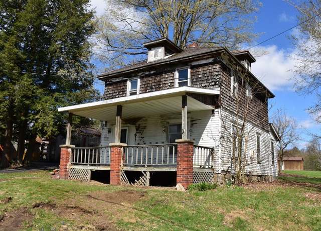 Property at 24988 State St, Meadville, PA 16335, 3 beds, 1 bath