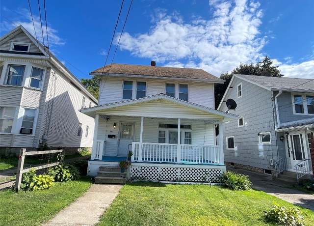 Property at 147 E 29th St, Erie, PA 16504, 2 beds, 1 bath