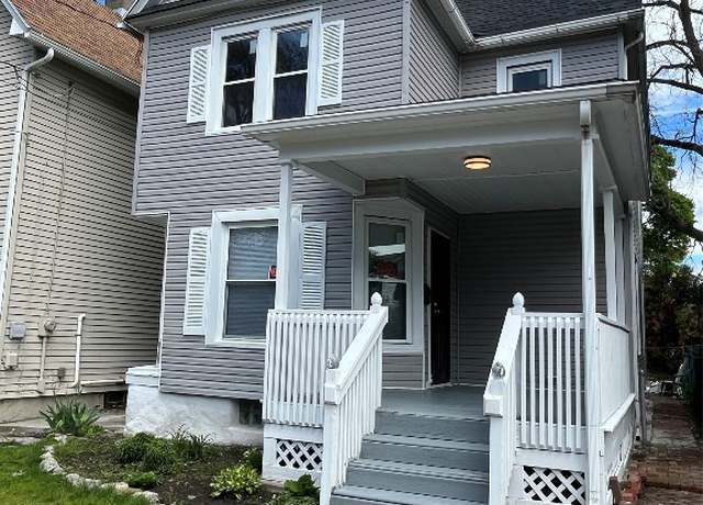 Property at 917 Walnut St, Erie, PA 16502, 3 beds, 1 bath