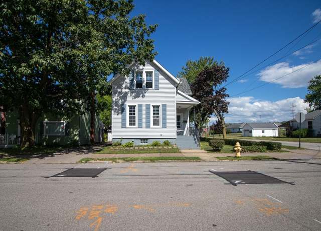 Property at 3325 Maple St, Erie, PA 16508, 4 beds, 1.5 baths