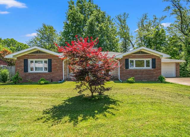 Property at 341 E Lakeview Blvd, Erie, PA 16504, 3 beds, 2 baths