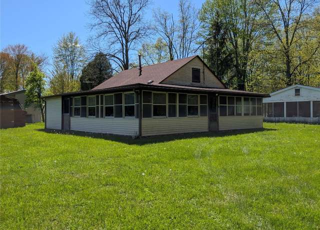 Property at 2149 Aldee Dr, Linesville, PA 16424, 2 beds, 1 bath