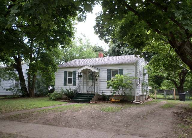 Property at 1749 Fairmount Pkwy, Erie, PA 16510, 2 beds, 1 bath