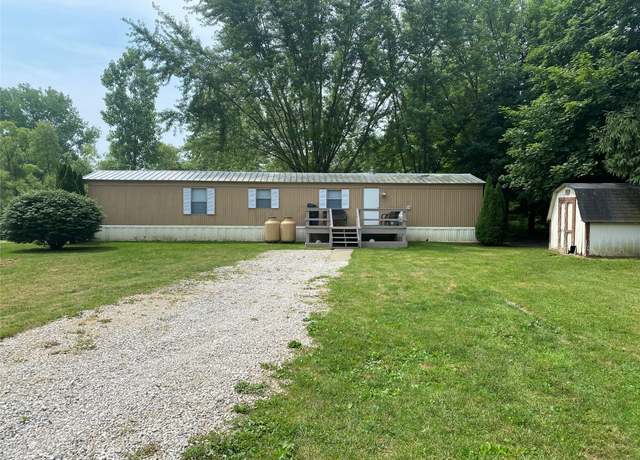 Property at 2205 Howe Ln, Jamestown, PA 16134, 3 beds, 1.5 baths