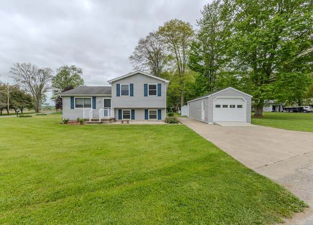 Property at 185 Gamma Rd, Corry, PA 16407, 3 beds, 2 baths