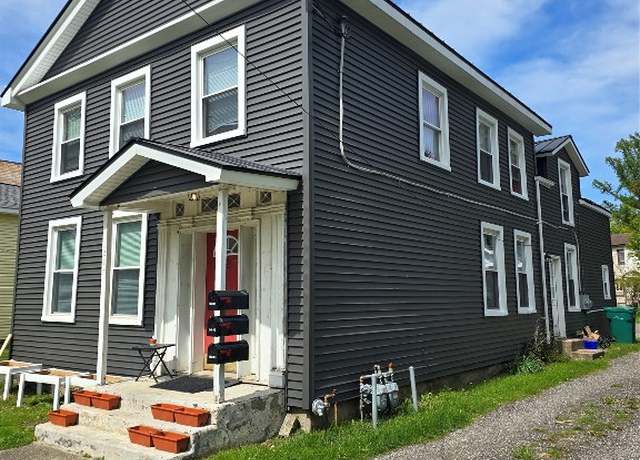 Property at 121 Myrtle St, Girard, PA 16417, 6 beds, 3 baths
