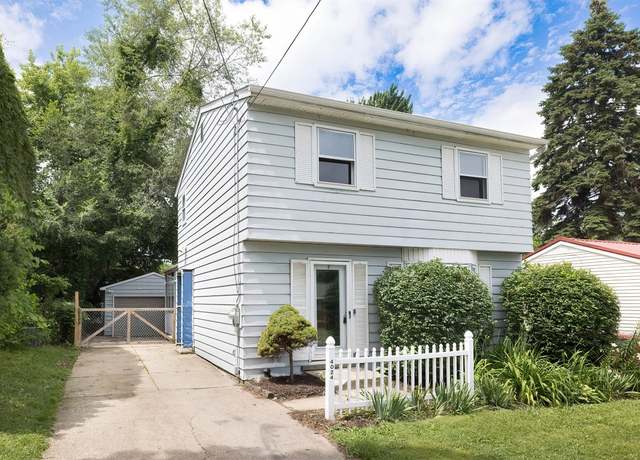 Property at 4024 Davison Ave, Erie, PA 16504, 3 beds, 1.5 baths