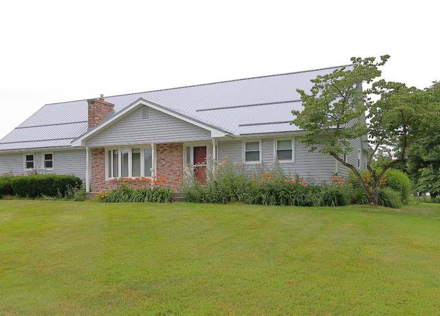 Property at 5219 W 52nd St, Fairview, PA 16415, 5 beds, 2 baths
