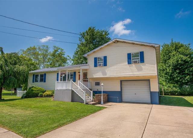 Property at 969 Lewis Way, Girard, PA 16417, 4 beds, 2.5 baths