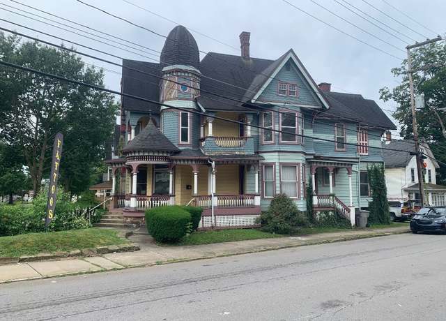 Property at 760-762 Park Ave, Meadville, PA 16335, 4 beds, 2 baths