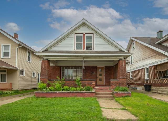 Property at 251 E 30th St, Erie, PA 16504, 3 beds, 1.5 baths