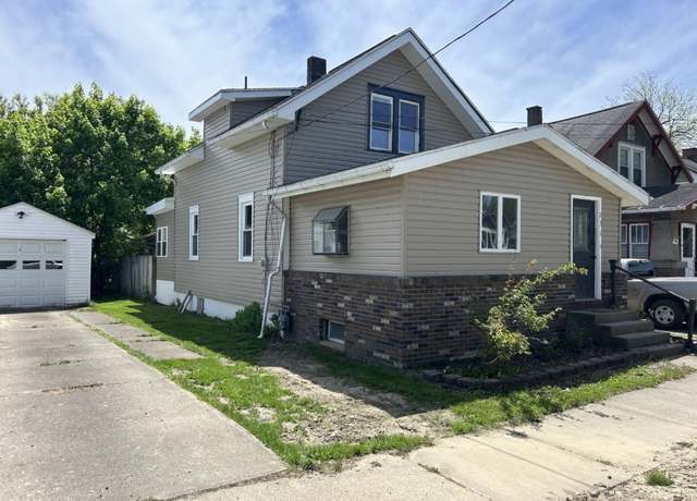 Property at 731 W Elm St, Titusville, PA 16354, 3 beds, 2 baths