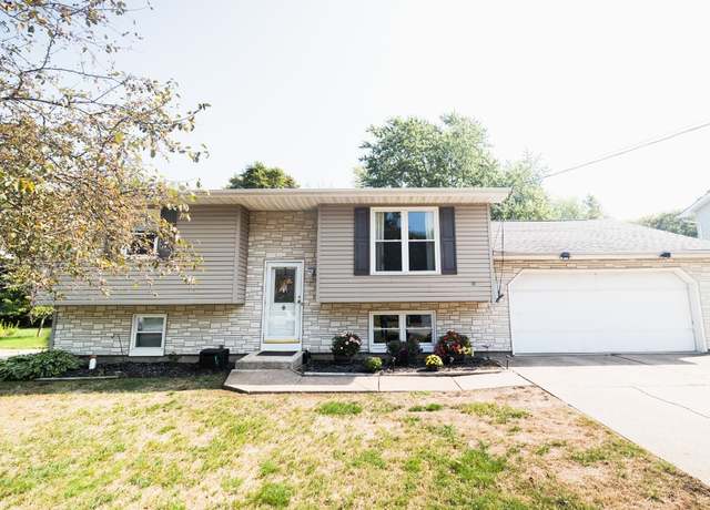 Property at 1009 Nagle Rd, Erie, PA 16511, 3 beds, 2 baths