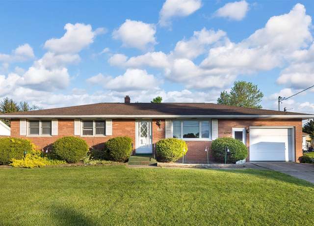 Property at 2415 Glendale Ave, Erie, PA 16510, 4 beds, 2.5 baths