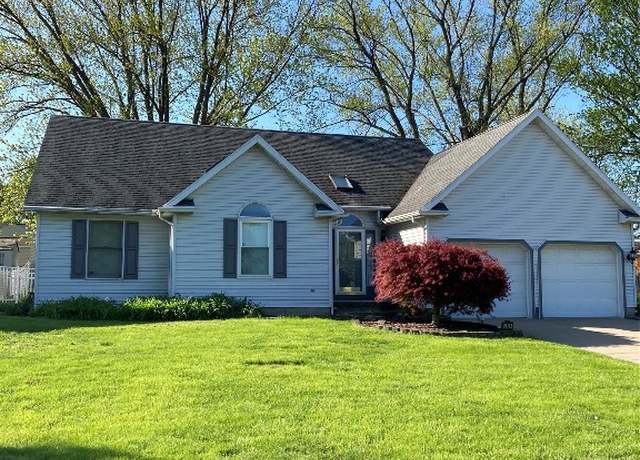Property at 2809 W 30th St, Erie, PA 16506, 4 beds, 2.5 baths