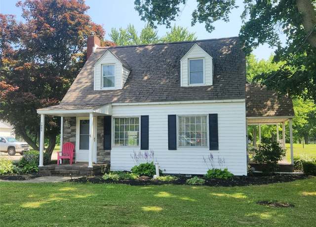 Property at 5002 Station Rd, Erie, PA 16510, 2 beds, 1 bath