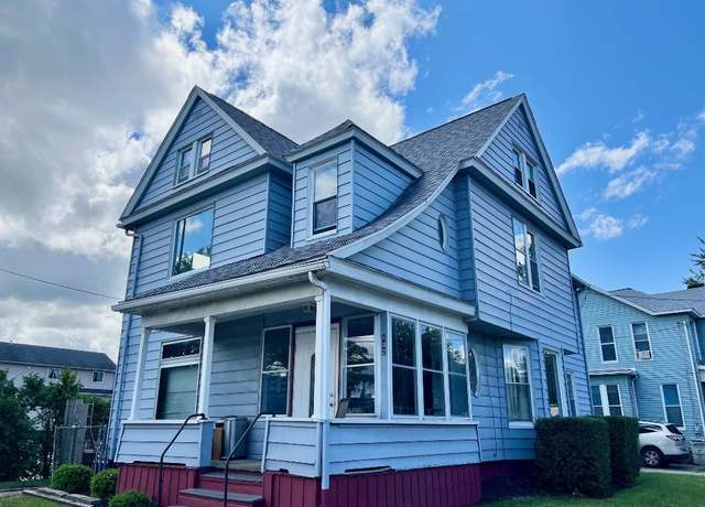 Property at 402 Myrtle St, Erie, PA 16507, 4 beds, 1 bath