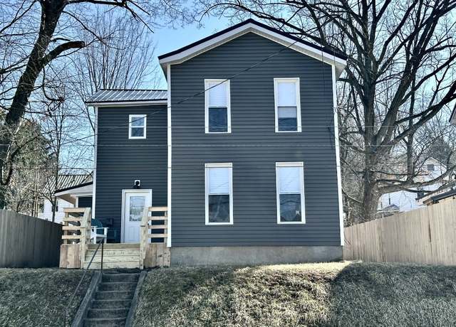 Property at 1079 Liberty St, Meadville, PA 16335, 3 beds, 2 baths