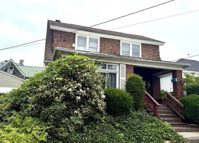 Property at 209 Reynolds Ave, Meadville, PA 16335, 4 beds, 2 baths