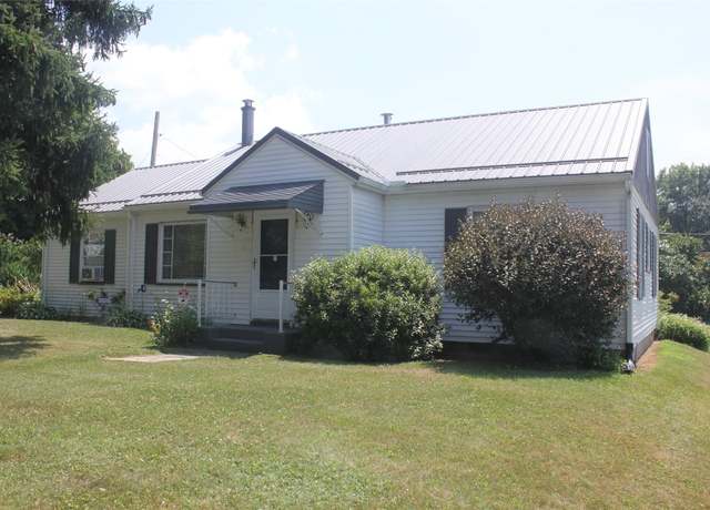 Property at 1071 Oak Ln, Espyville, PA 16424, 3 beds, 1.5 baths