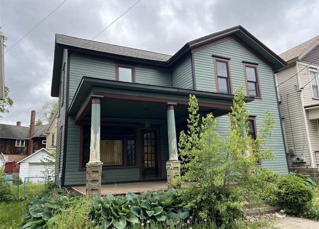 Property at 688 Park Ave, Meadville City, PA 16335, 3 beds, 1 bath